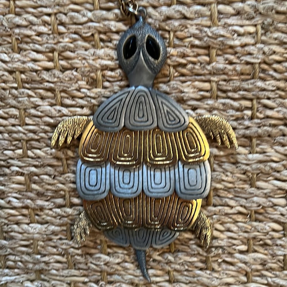 Turtle Necklace - image 4